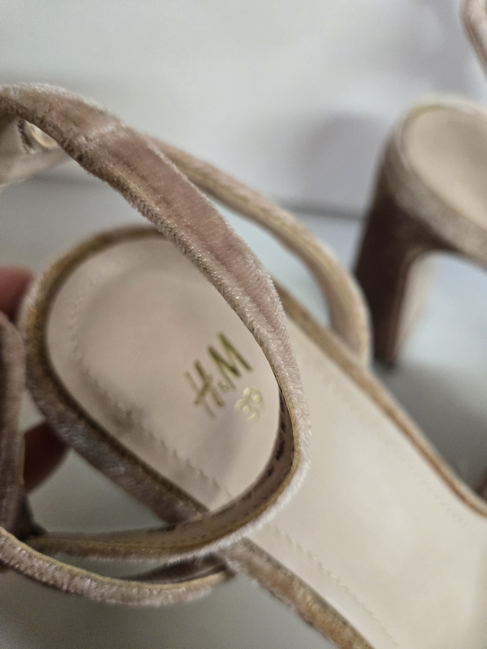 H&M Taupe Velvet Knot Platform Sandals - Picture 2 of 11